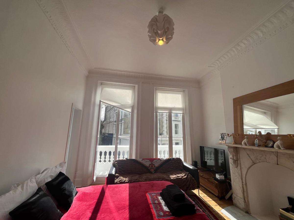 Immaculate 1-bed In Appartement Londen